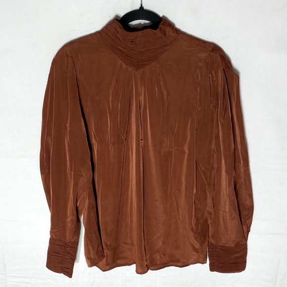 RW&CO. Rust Brown Long Sleeve Mock Neck Silky Blouse M - Picture 1 of 16